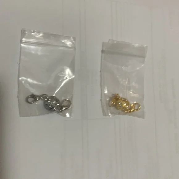 2 Magnetic Clasp For Easily Close/Open Necklace Or Bracelet.Gold color & Silver - Picture 2 of 13